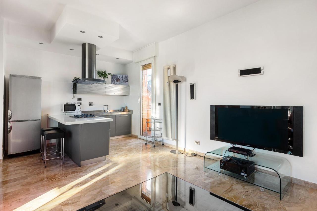 051 Living Apartment Bologna Ngoại thất bức ảnh