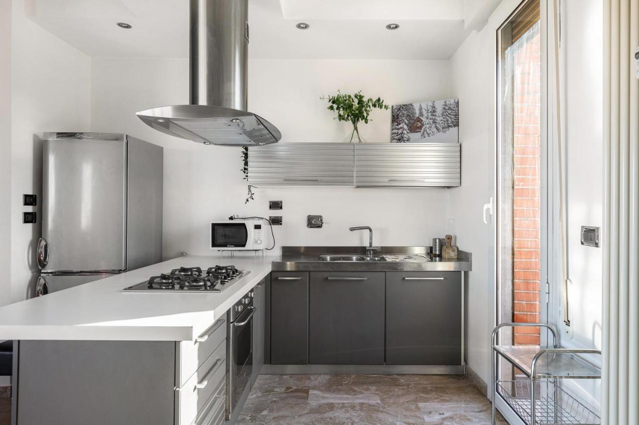 051 Living Apartment Bologna Ngoại thất bức ảnh